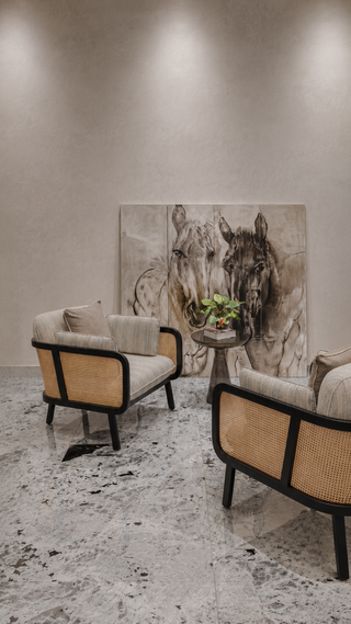 Accent chair